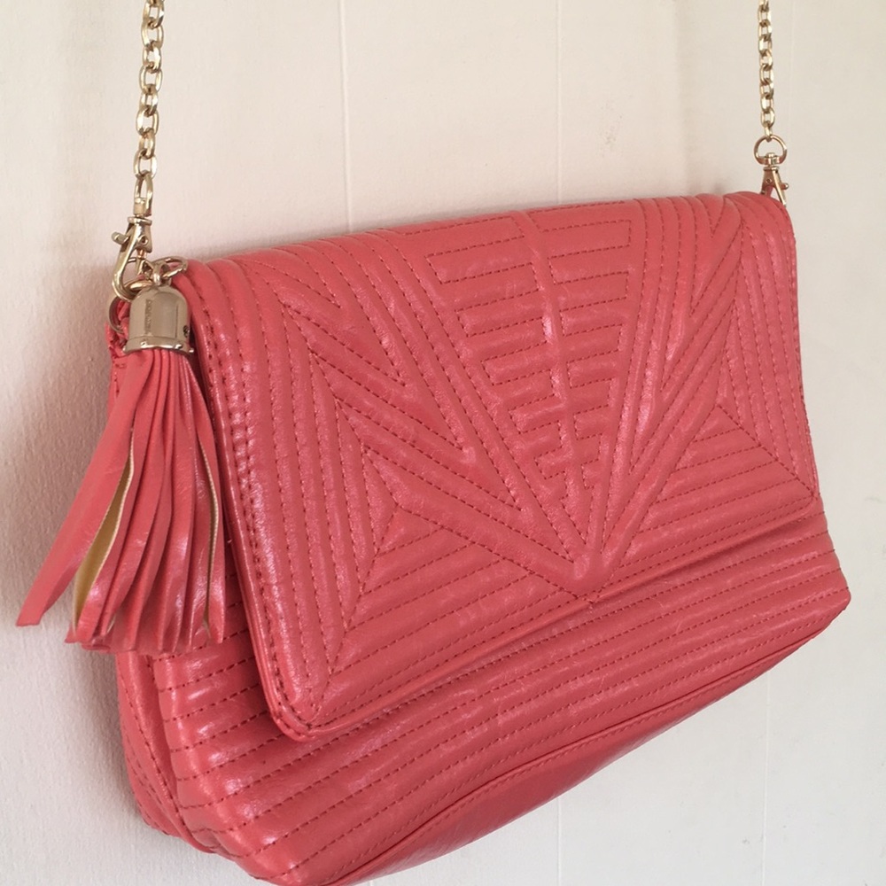 Purse - Picture 3 of 4
